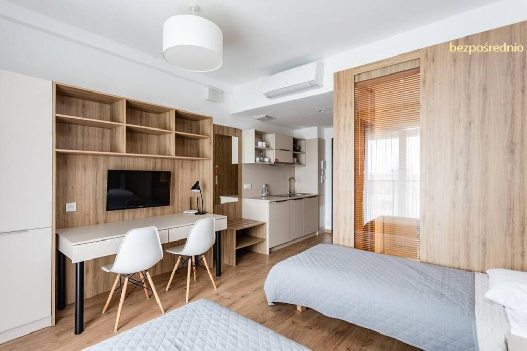 Apartament W Warszawie Dedykowany Parking Podziemny W Cenie, Wifi, Blisko Centrum New Apartment In Warsaw Finished To A High Specification Fitted Out To A High Standard On The 7Th Floor, Wifi, Underground Parking Price Included Ngoại thất bức ảnh