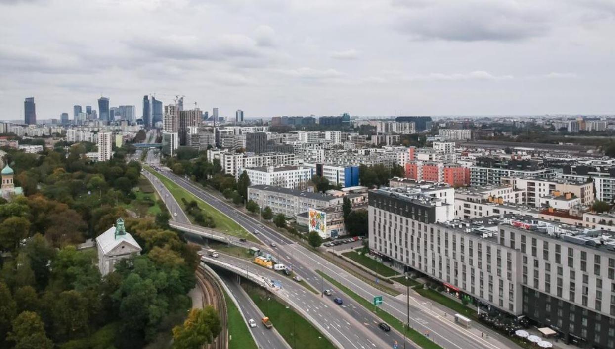 Apartament W Warszawie Dedykowany Parking Podziemny W Cenie, Wifi, Blisko Centrum New Apartment In Warsaw Finished To A High Specification Fitted Out To A High Standard On The 7Th Floor, Wifi, Underground Parking Price Included Ngoại thất bức ảnh